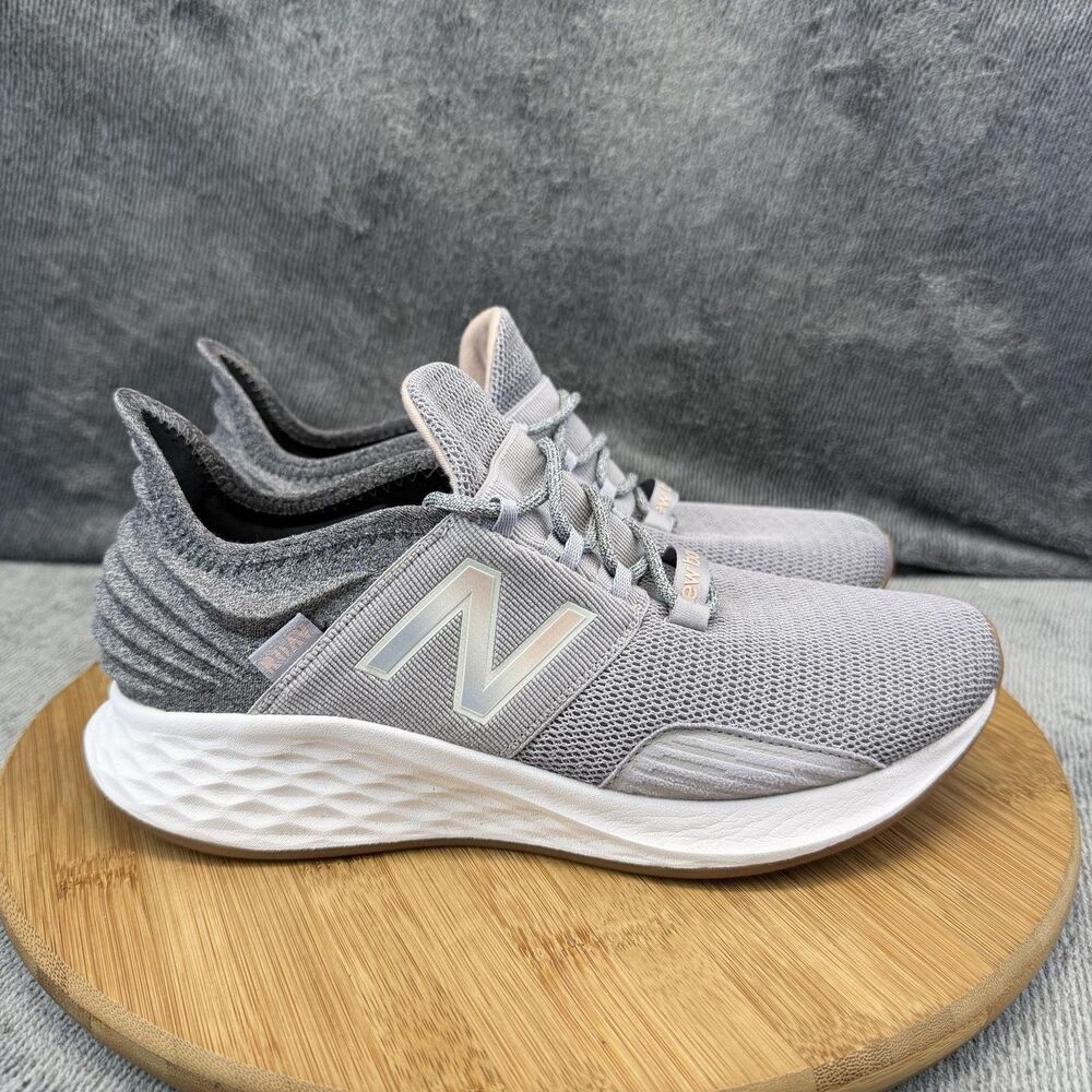 New Balance Fresh Foam Roav Shoes Womens Size 8.5 Gray Knit Sneakers WROAVTP